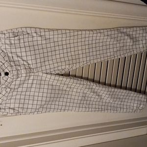 NYDJ Very flattering Ankle pants